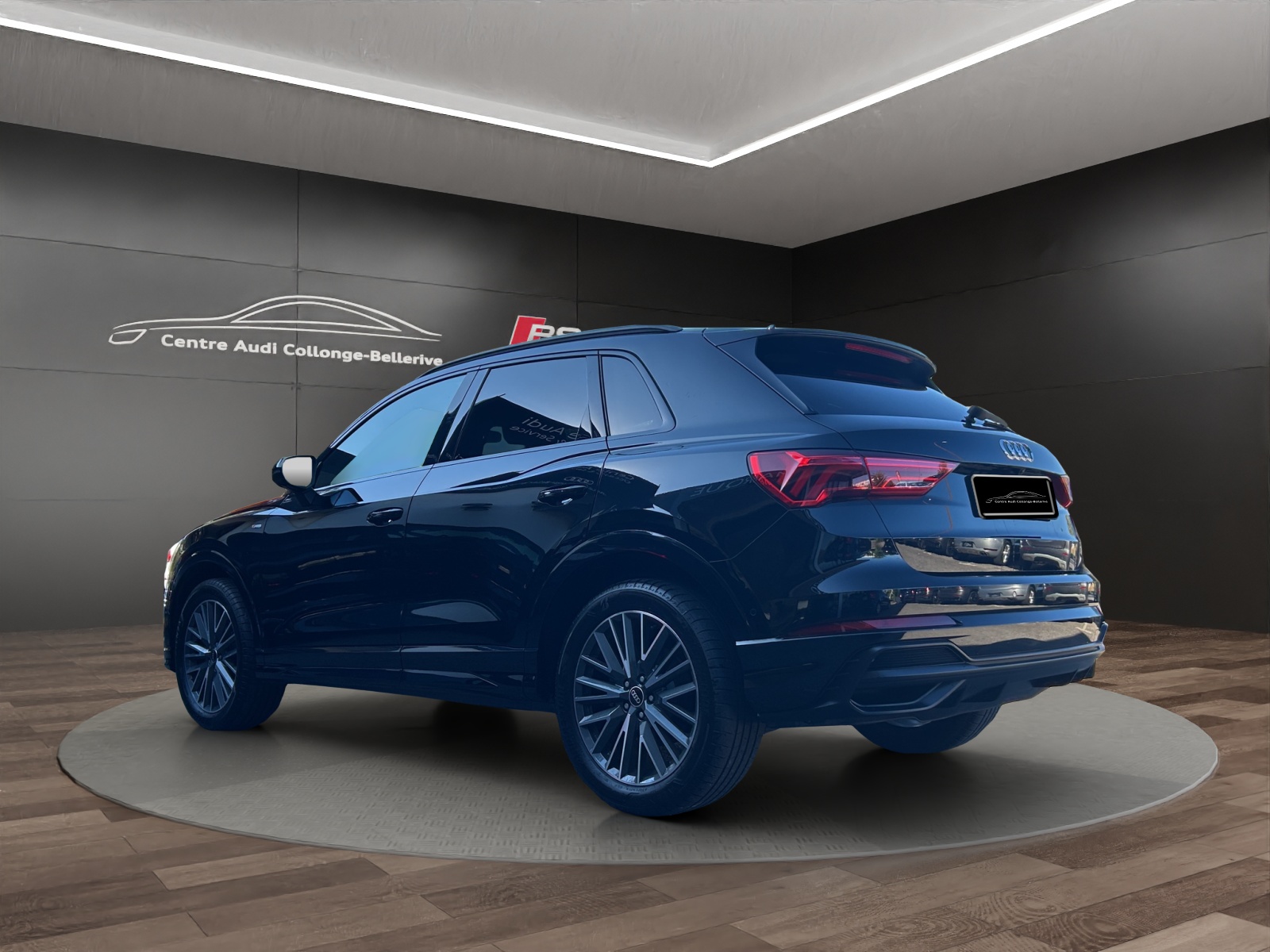AUDI Q3 35 TFSI S line Attraction S-tronic-image-3
