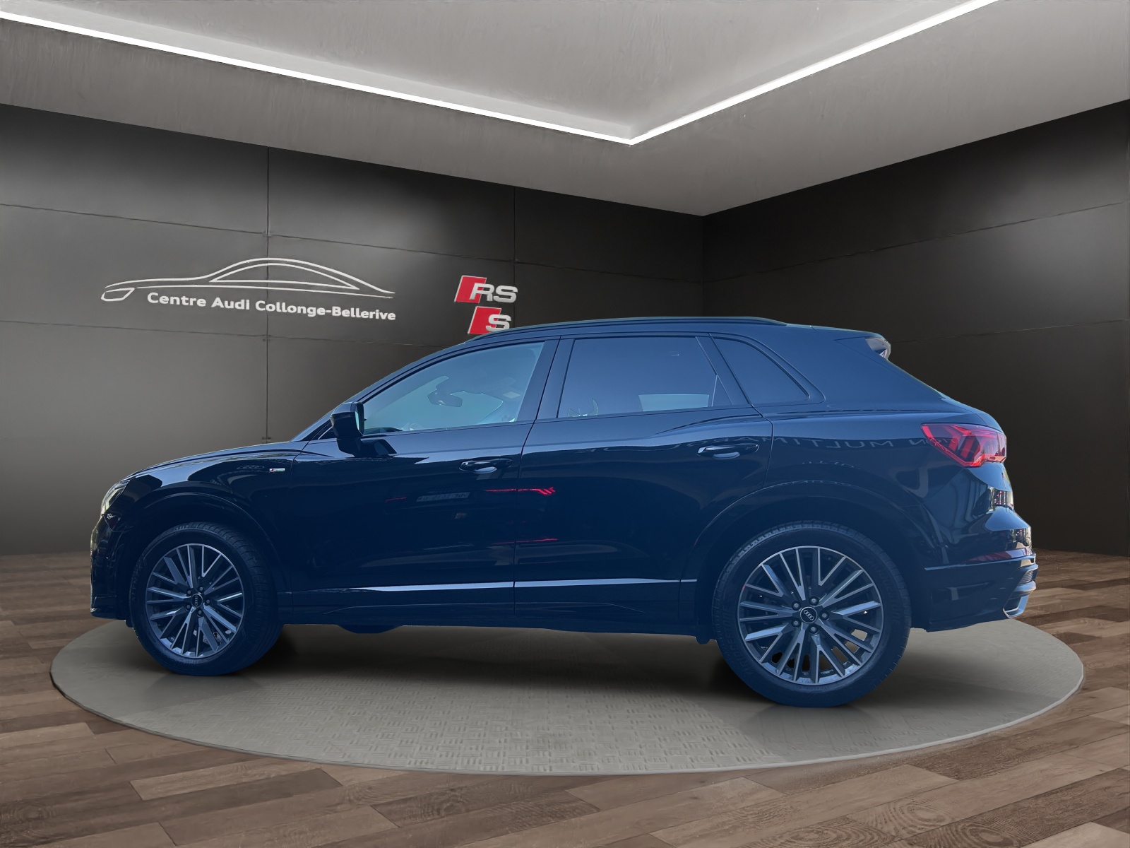 AUDI Q3 35 TFSI S line Attraction S-tronic-image-2