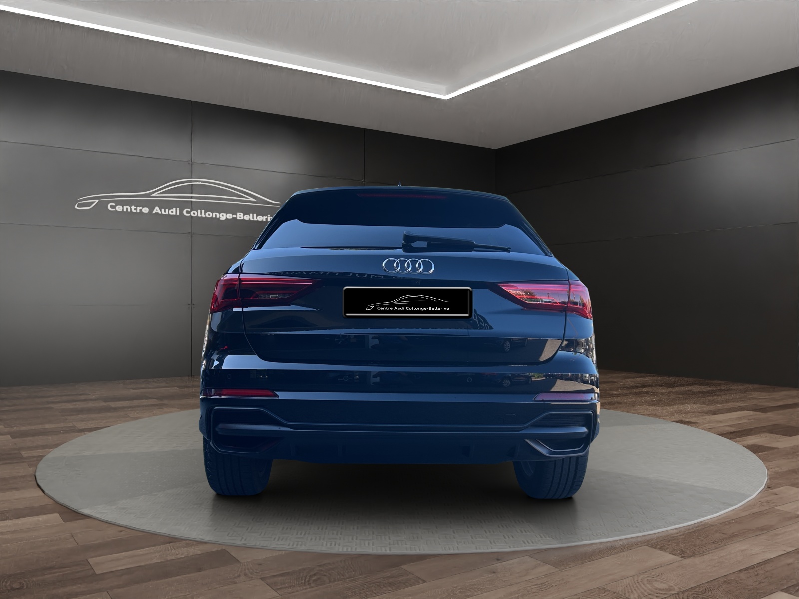 AUDI Q3 35 TFSI S line Attraction S-tronic-image-4