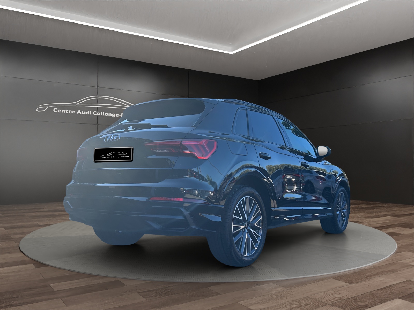 AUDI Q3 35 TFSI S line Attraction S-tronic-image-5