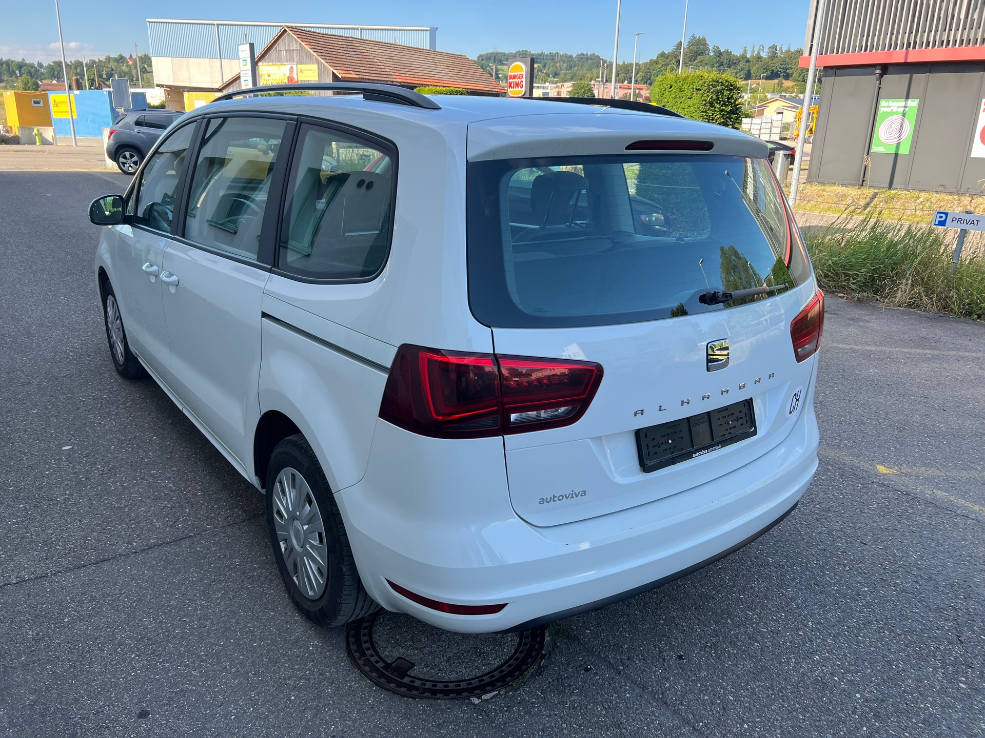 SEAT Alhambra 1.4 TSI Reference-image-2
