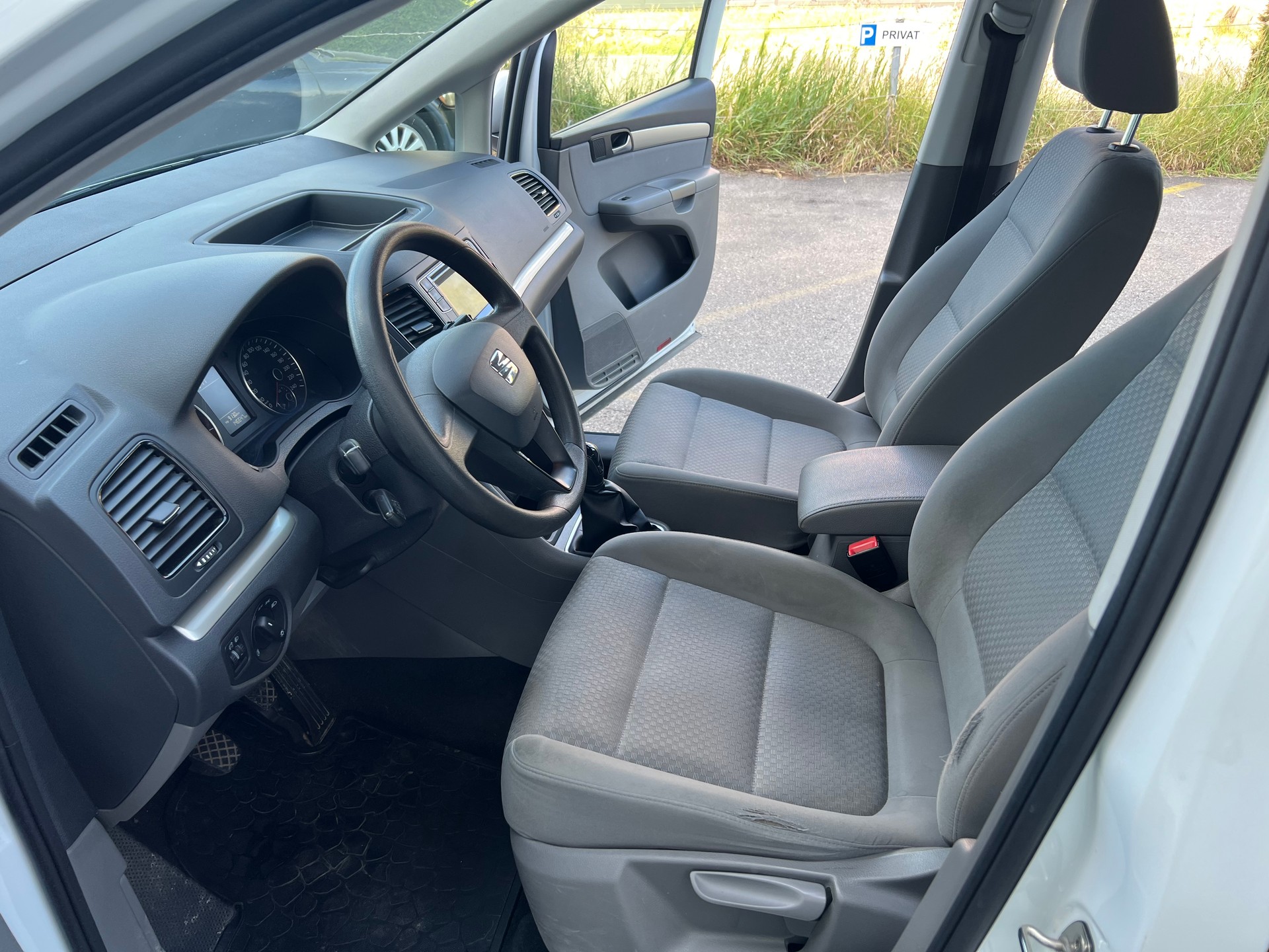 SEAT Alhambra 1.4 TSI Reference-image-10
