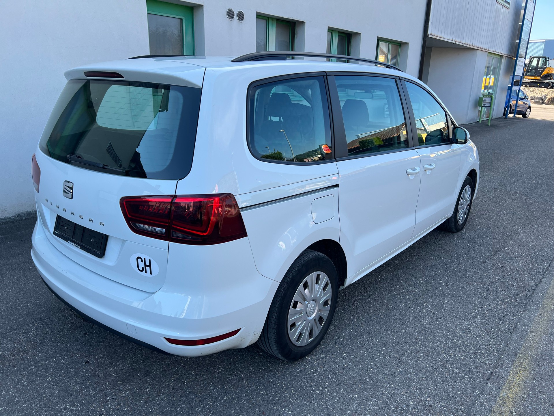 SEAT Alhambra 1.4 TSI Reference-image-3