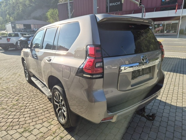 TOYOTA Land Cruiser 2.8TD Style Automat-image-3