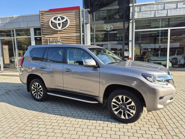 TOYOTA Land Cruiser 2.8TD Style Automat-image-1