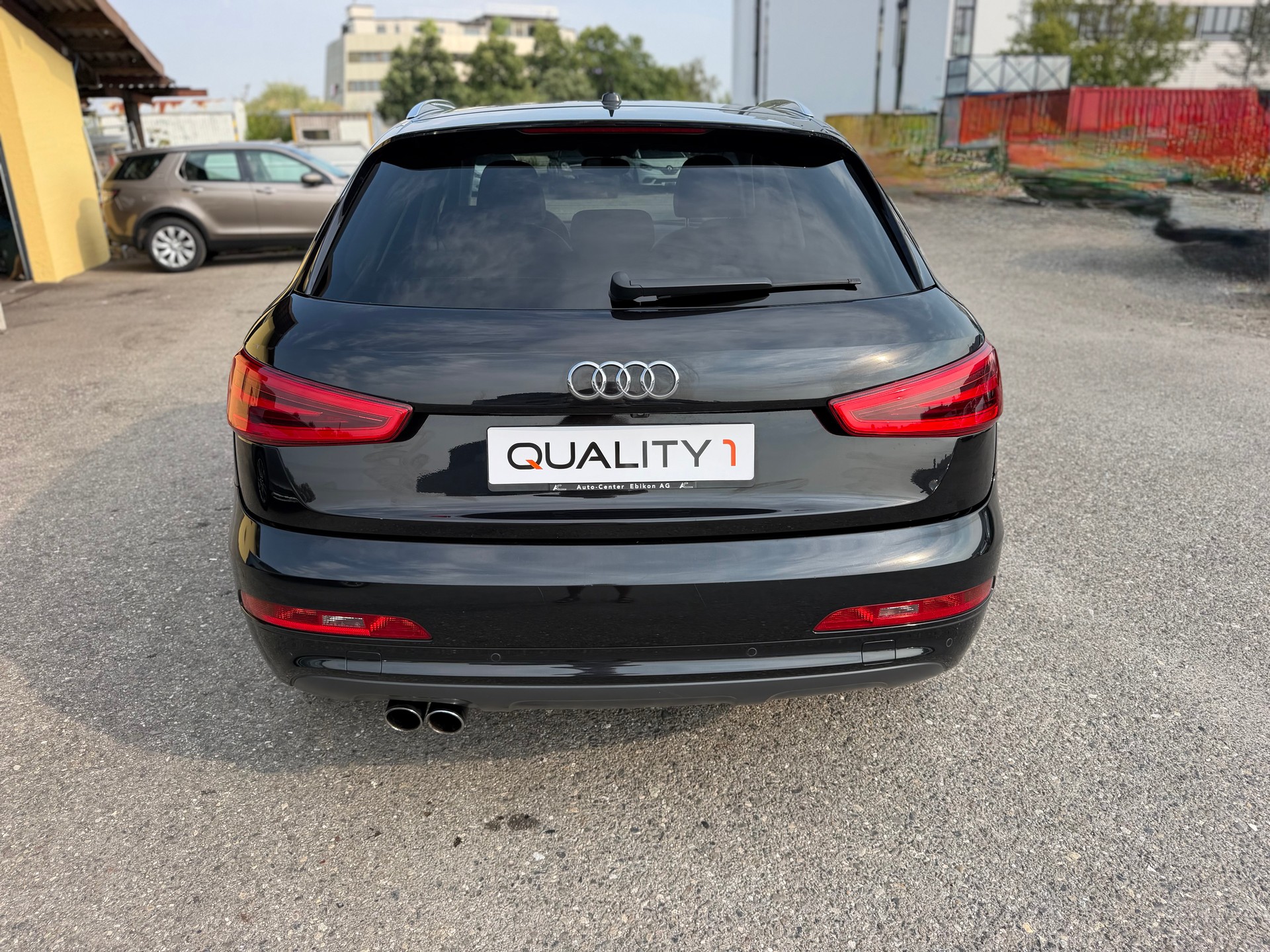 AUDI Q3 2.0 TDI quattro S-tronic-image-5