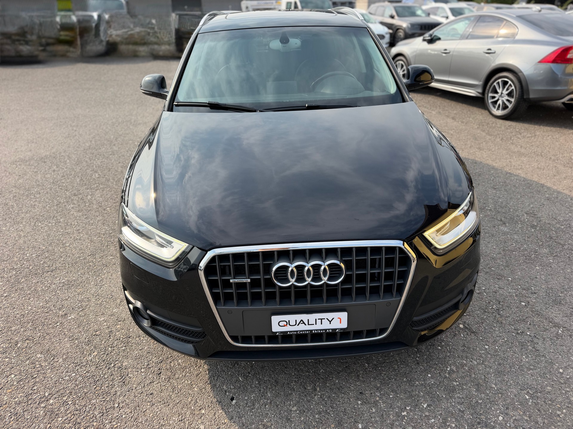 AUDI Q3 2.0 TDI quattro S-tronic-image-24