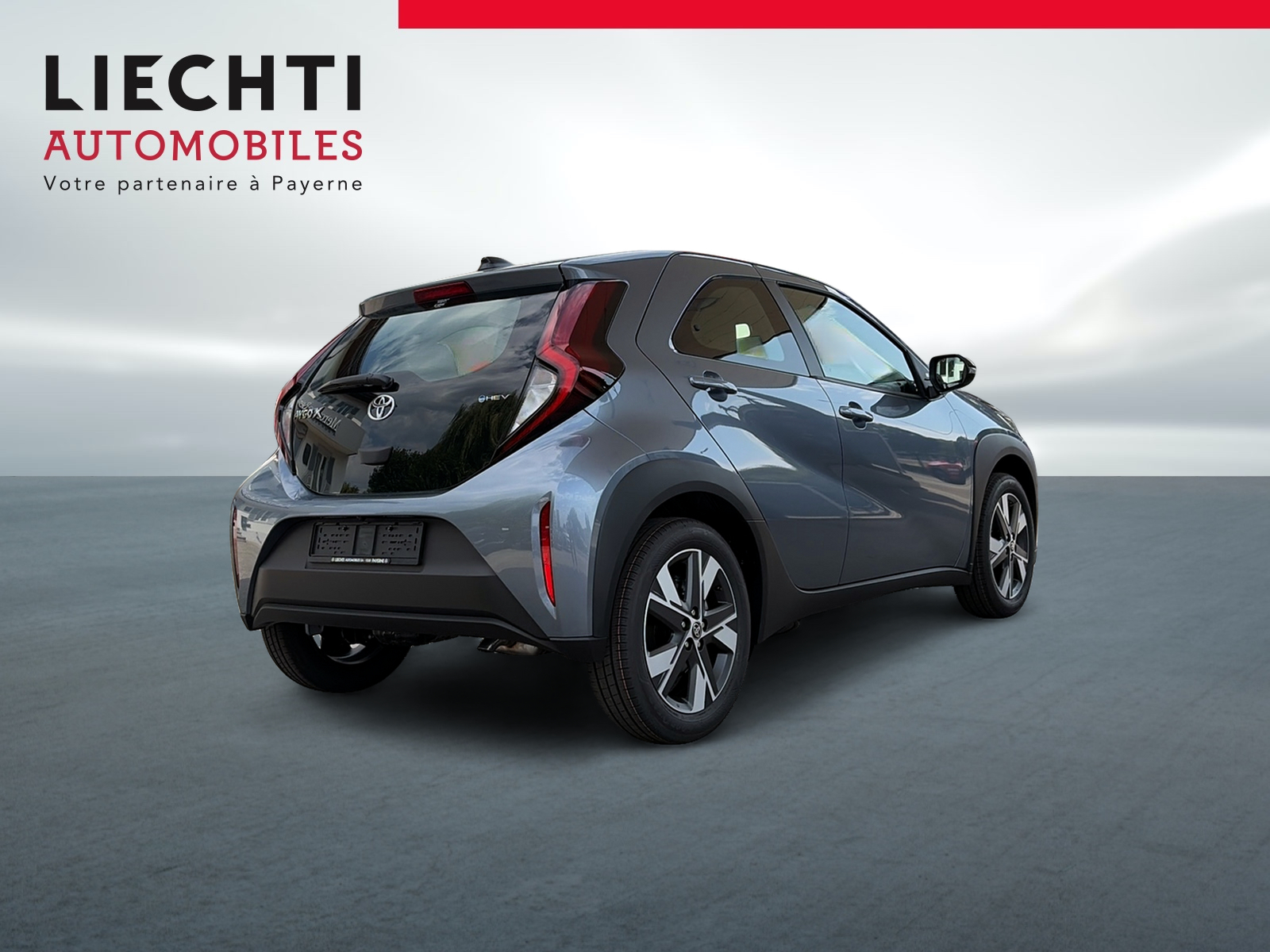TOYOTA Aygo X 1.5 Comfort e-CVT-image-4