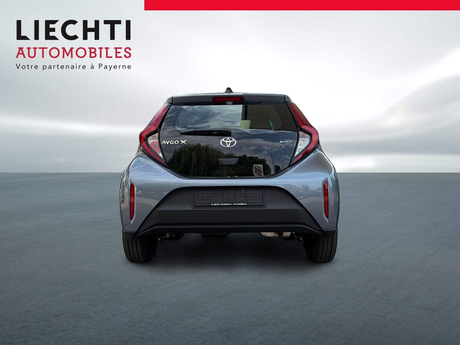 TOYOTA Aygo X 1.5 Comfort e-CVT-image-3