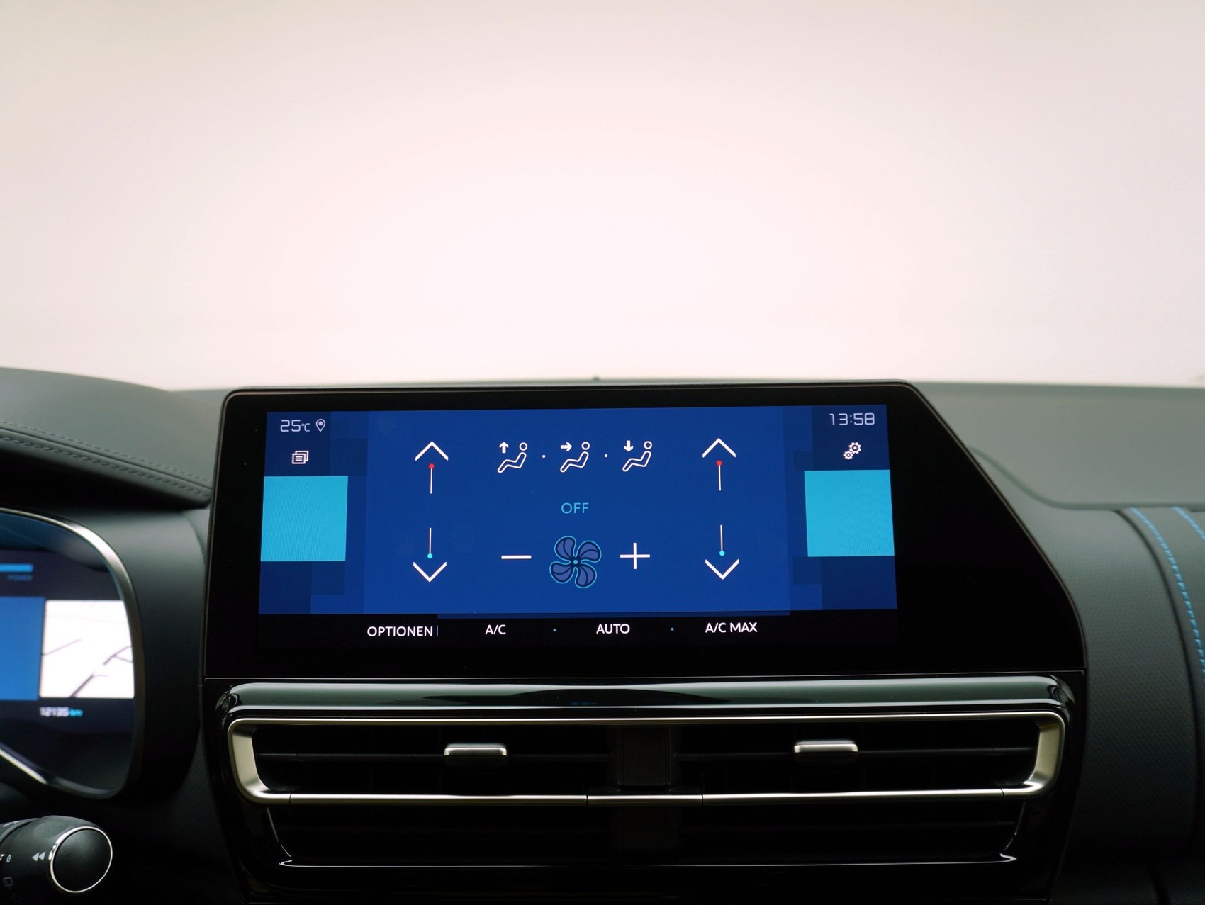 CITROEN C5 Aircross 1.6 Plug-in Hybrid Shine-image-16