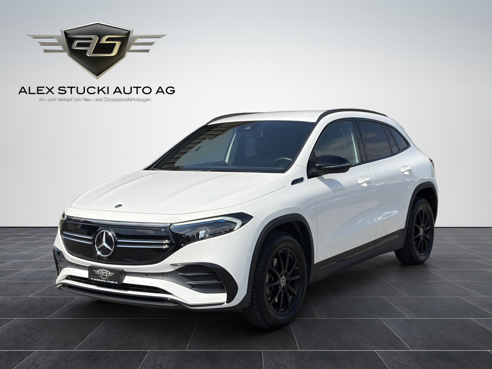 MERCEDES-BENZ EQA 250 AMG Line-image-2