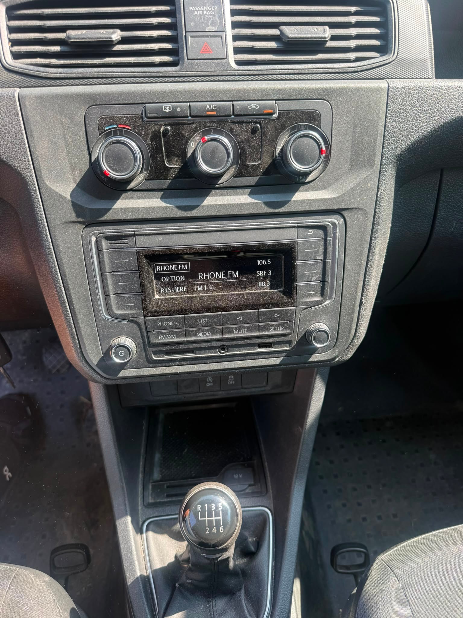 VW Caddy 2.0TDI 4Motion BlueMotion Technology-image-9