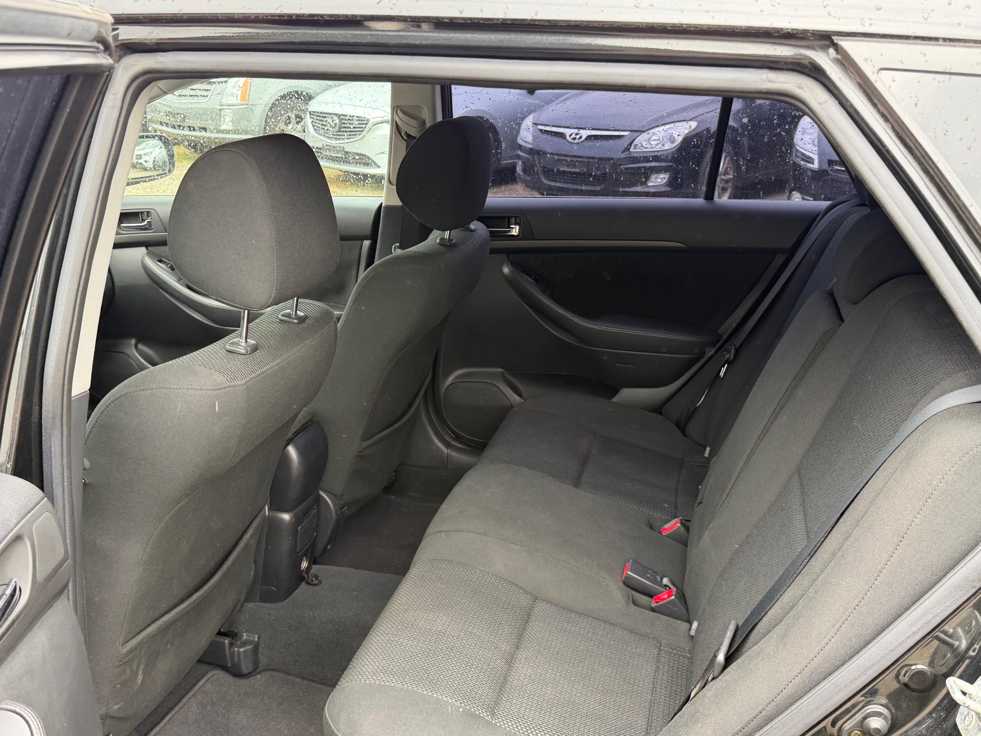 TOYOTA Avensis 2.2D-4 D CleanPower Linea Sol Sportswagon-image-7