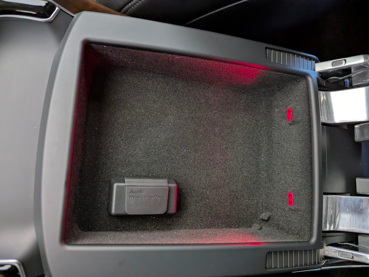 AUDI A8 3.0 V6 TDI quattro T-Tronic*CH-AUTO 12MT GAR FACELIFT MATRIX SOFTCLOSE LUFT 360CAM LEDER NAVI UVM-image-24