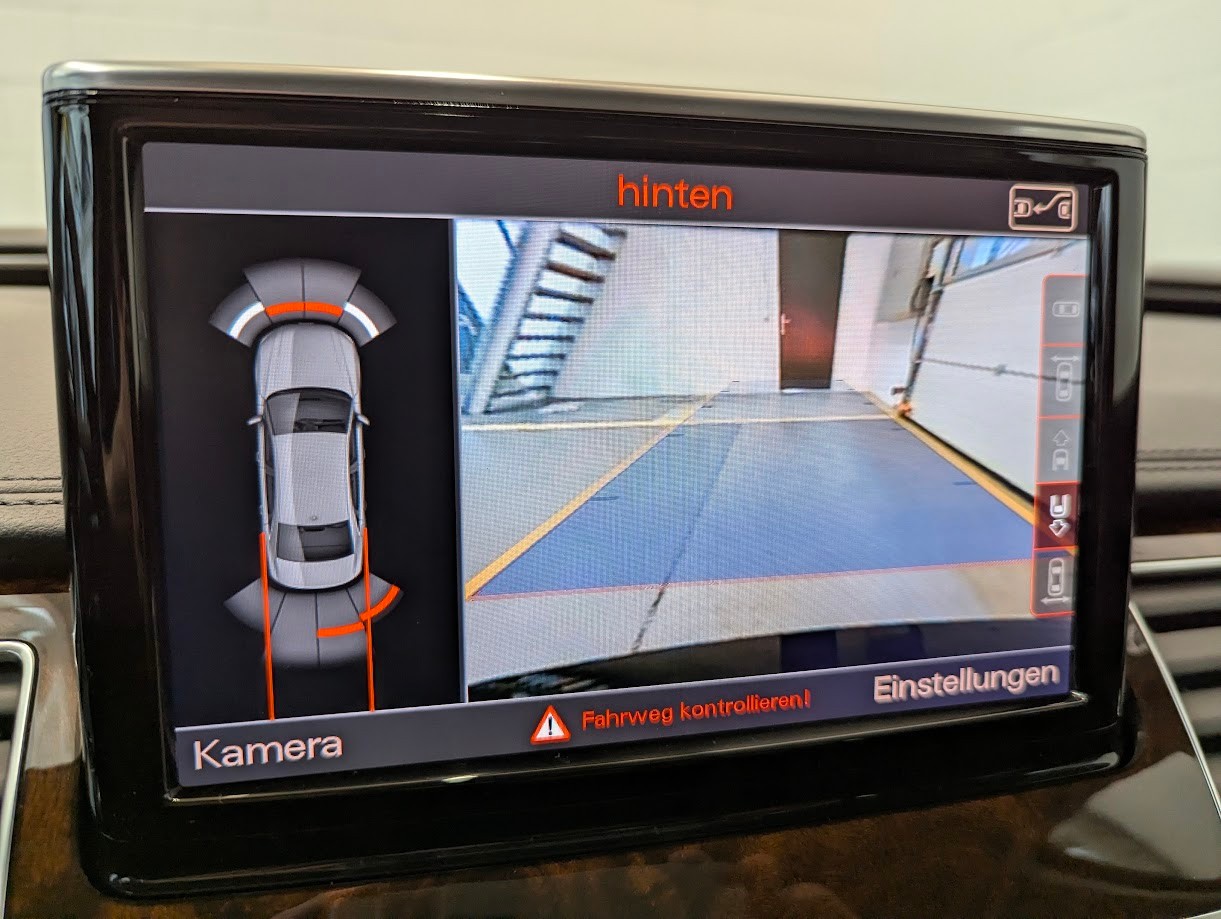 AUDI A8 3.0 V6 TDI quattro T-Tronic*CH-AUTO 12MT GAR FACELIFT MATRIX SOFTCLOSE LUFT 360CAM LEDER NAVI UVM-image-17