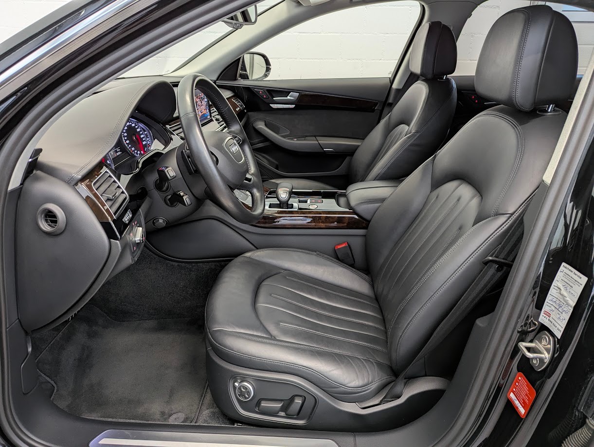 AUDI A8 3.0 V6 TDI quattro T-Tronic*CH-AUTO 12MT GAR FACELIFT MATRIX SOFTCLOSE LUFT 360CAM LEDER NAVI UVM-image-2