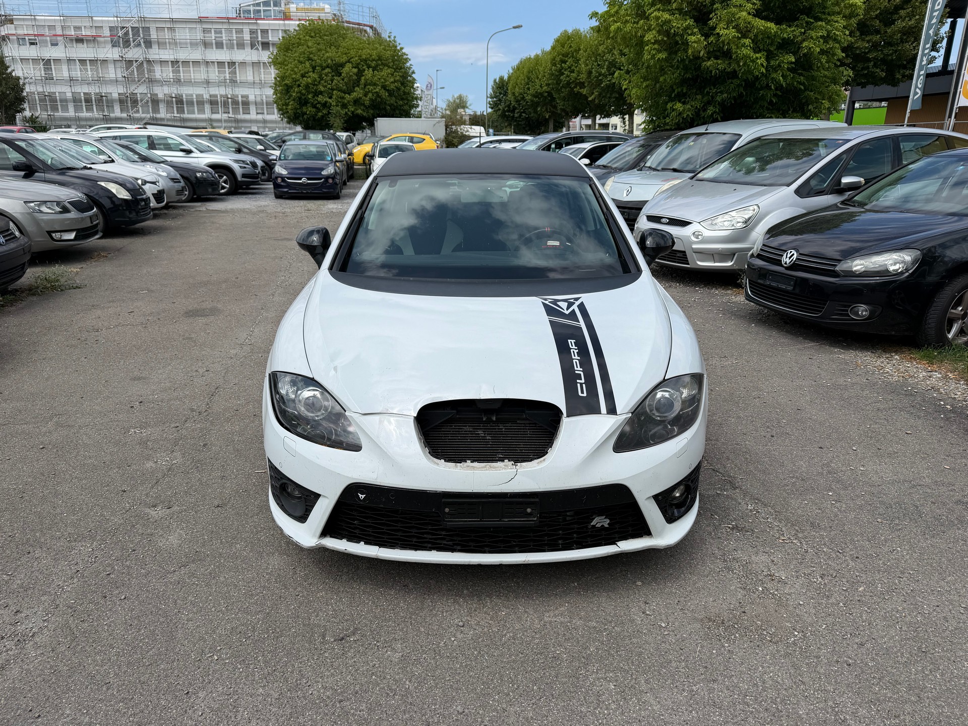 SEAT Leon 2.0 TSI FR-image-0
