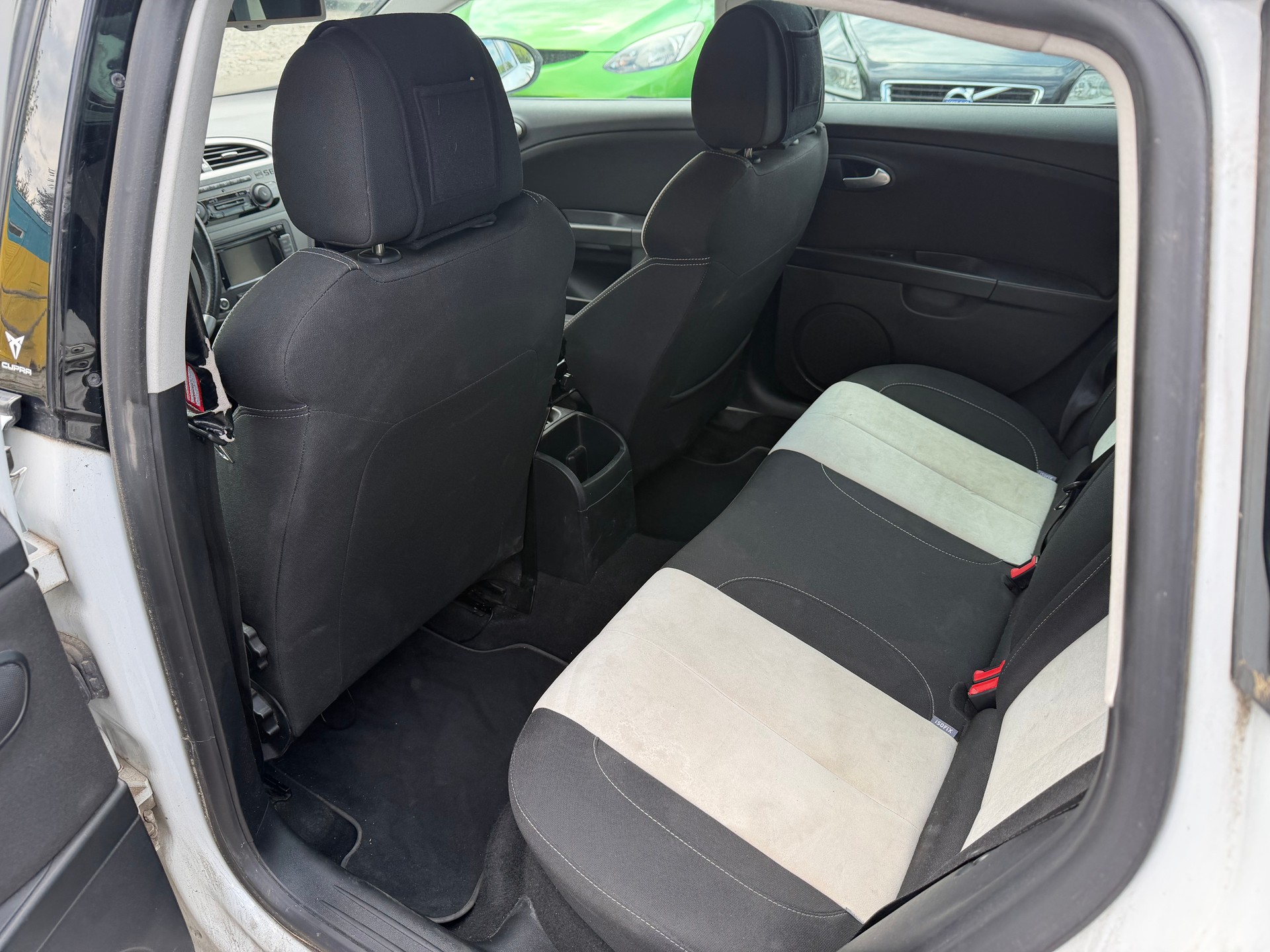 SEAT Leon 2.0 TSI FR-image-11