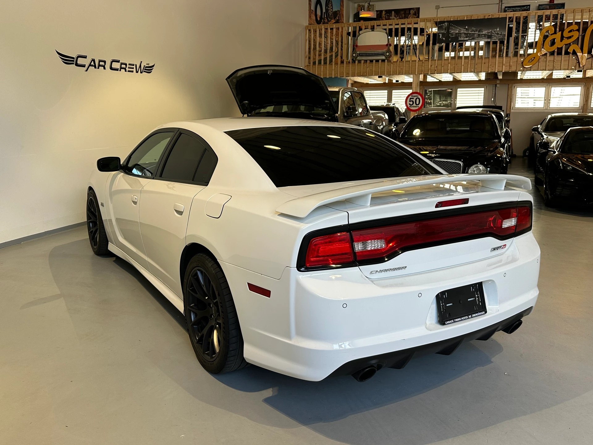 DODGE Charger SRT-8-image-15
