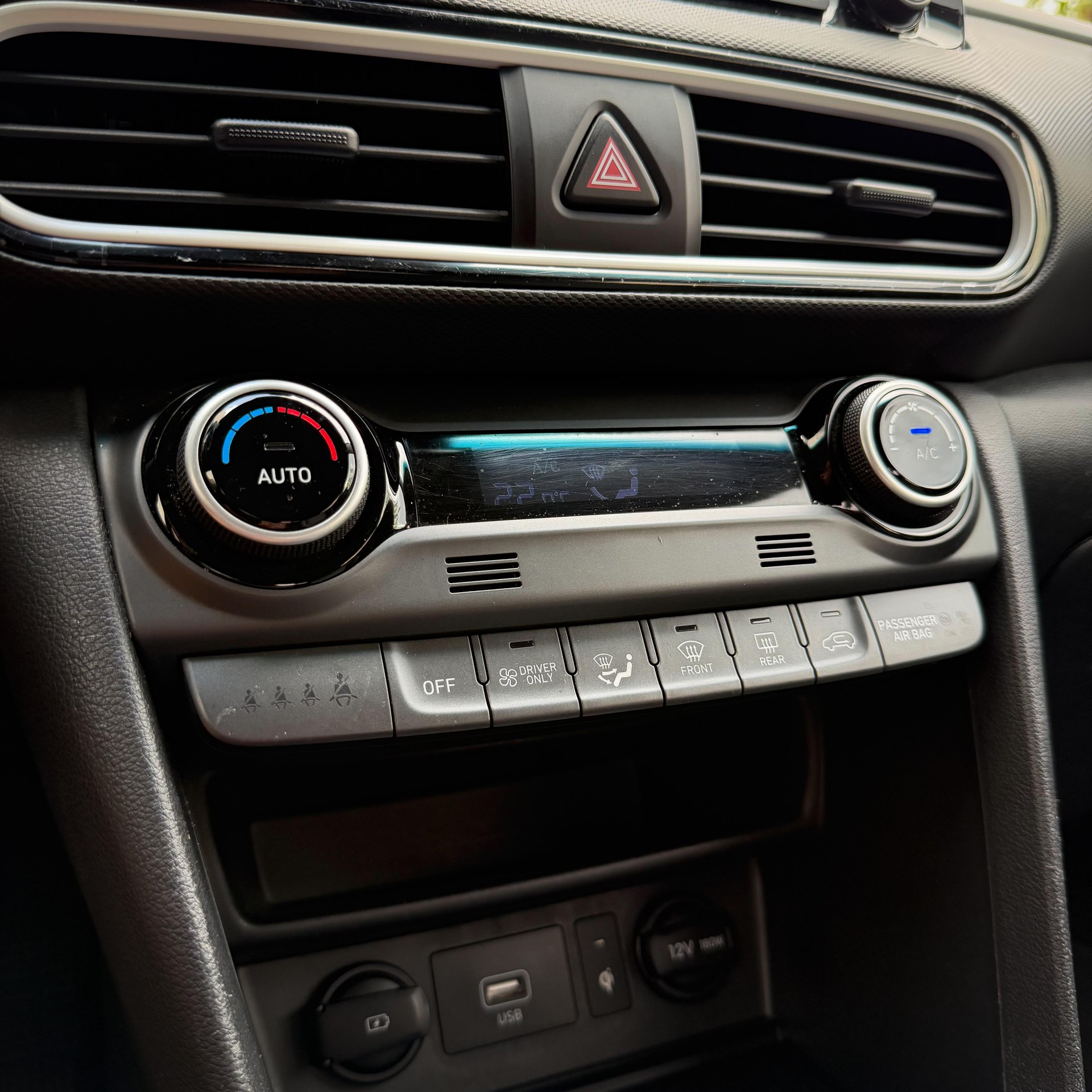 HYUNDAI Kona 1.6 GDi Hybrid Vertex-image-7