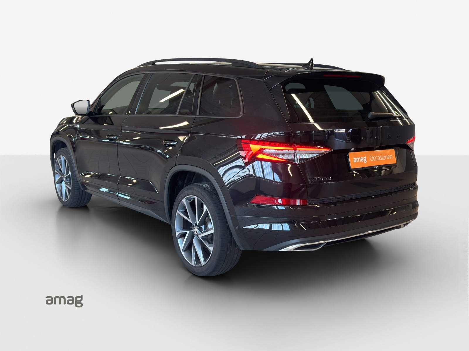 SKODA Kodiaq 2.0 TSI 4x4 SportLine-showroom-element-2
