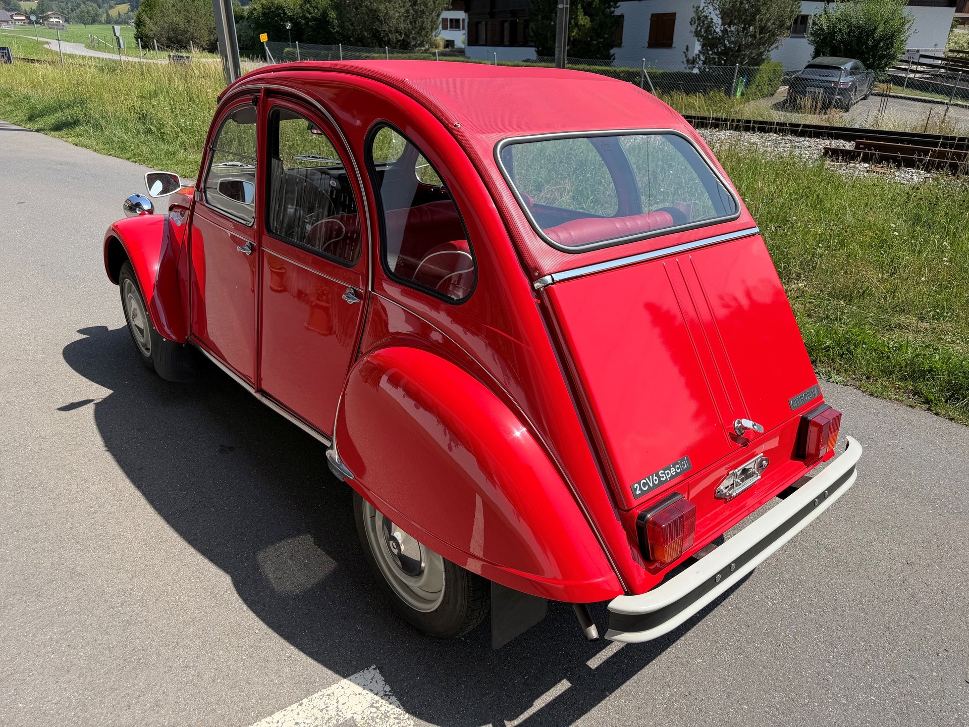CITROEN 2CV6 Spécial (Club)-image-4