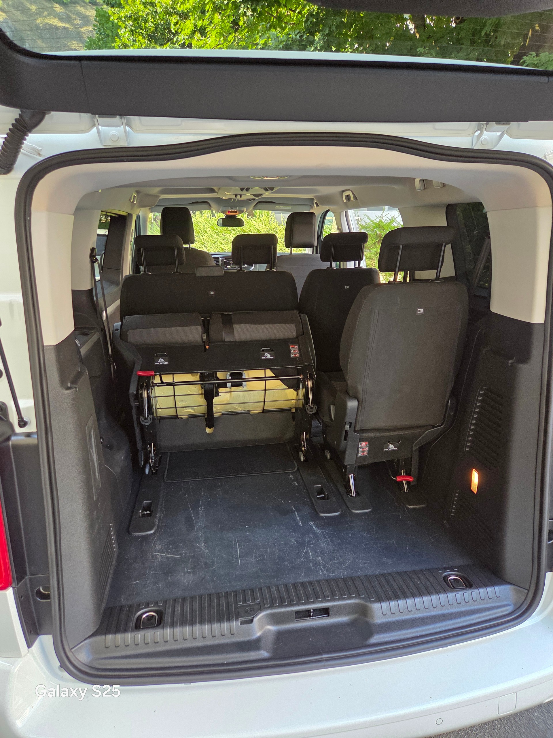 OPEL Zafira Life 2.0 CDTI 150 Business Edition M-image-17
