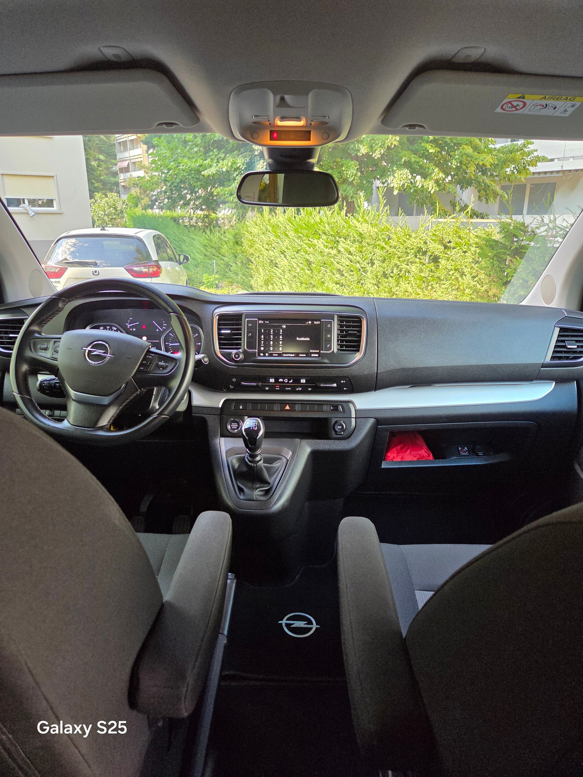 OPEL Zafira Life 2.0 CDTI 150 Business Edition M-image-7