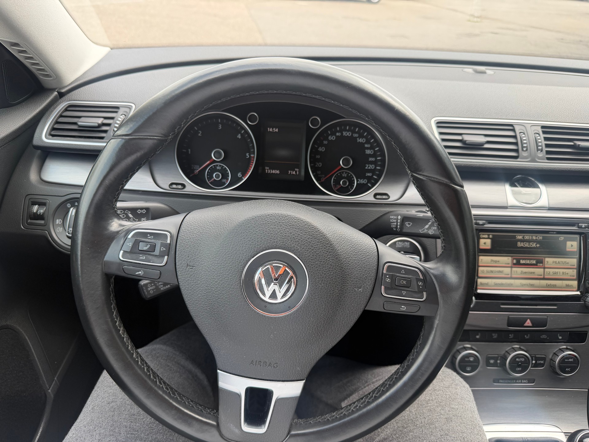 VW Passat Variant 2.0 TDI BMT Comfortline 4M-image-14