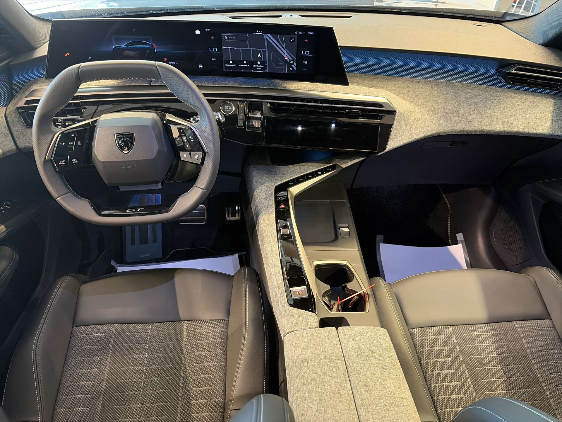 PEUGEOT 3008 145 GT Hybrid e-DCS-Automat-image-14