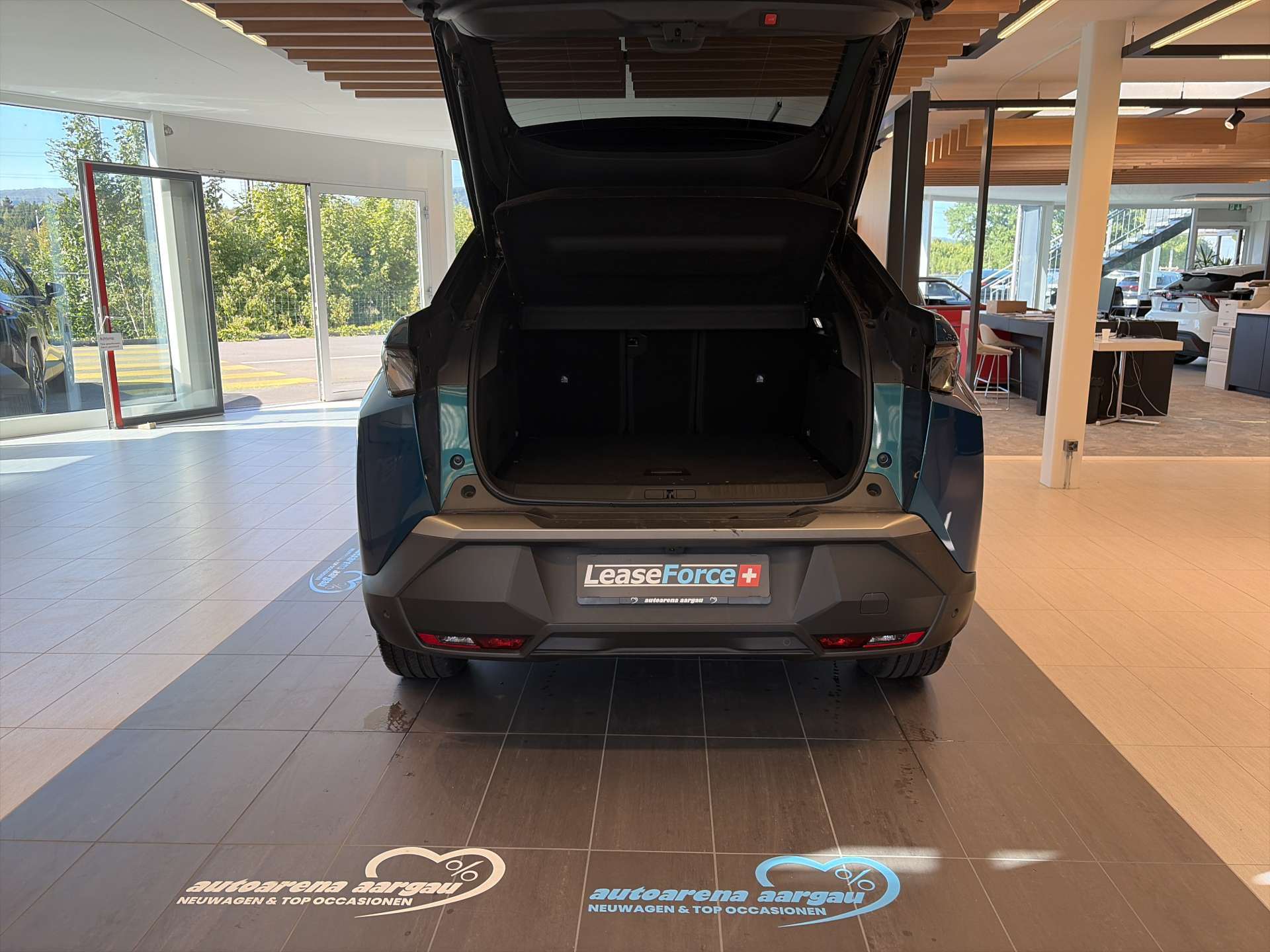 PEUGEOT 3008 145 GT Hybrid e-DCS-Automat-image-7