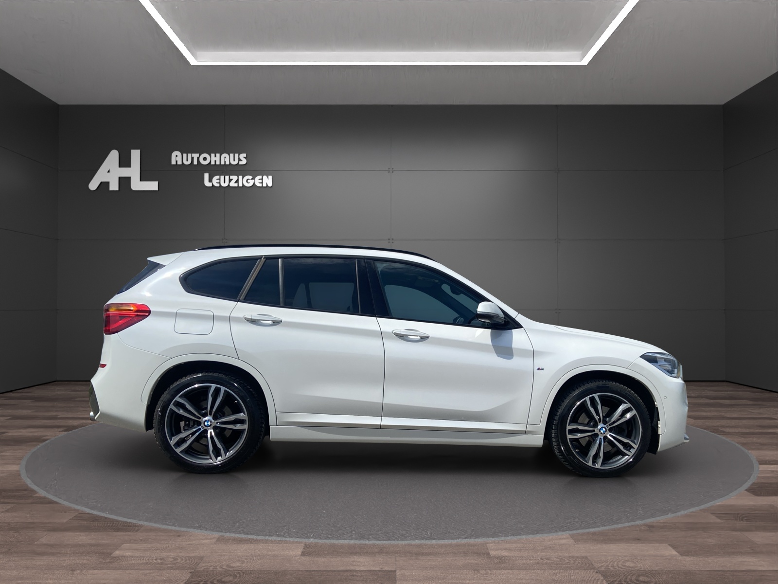 BMW X1 xDrive 25d M Sport Steptronic-image-5