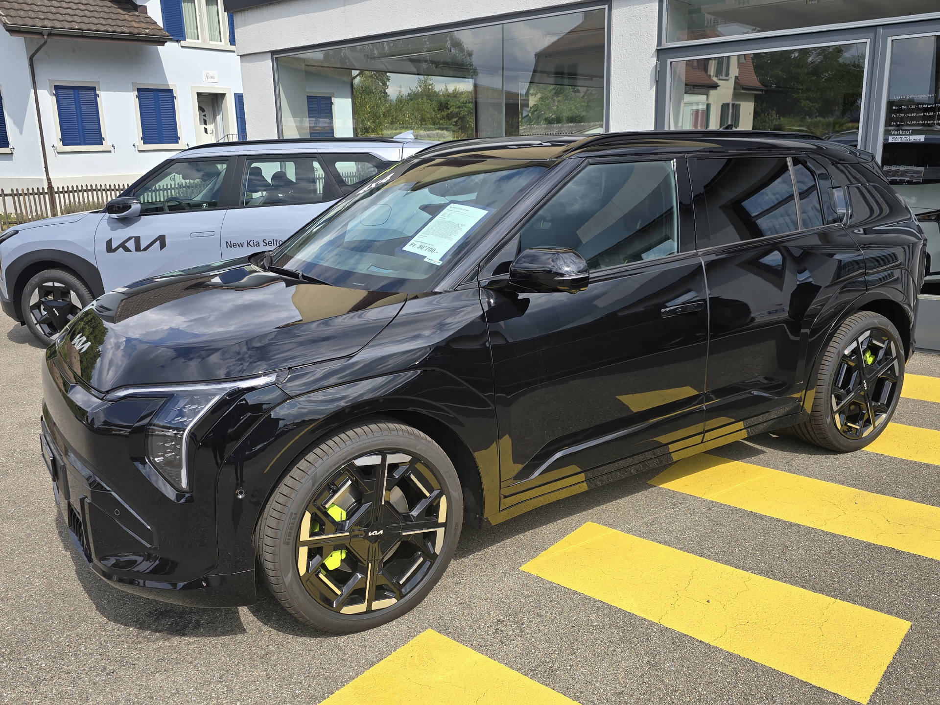 KIA EV3 81 kWh GT 4x4-image-6