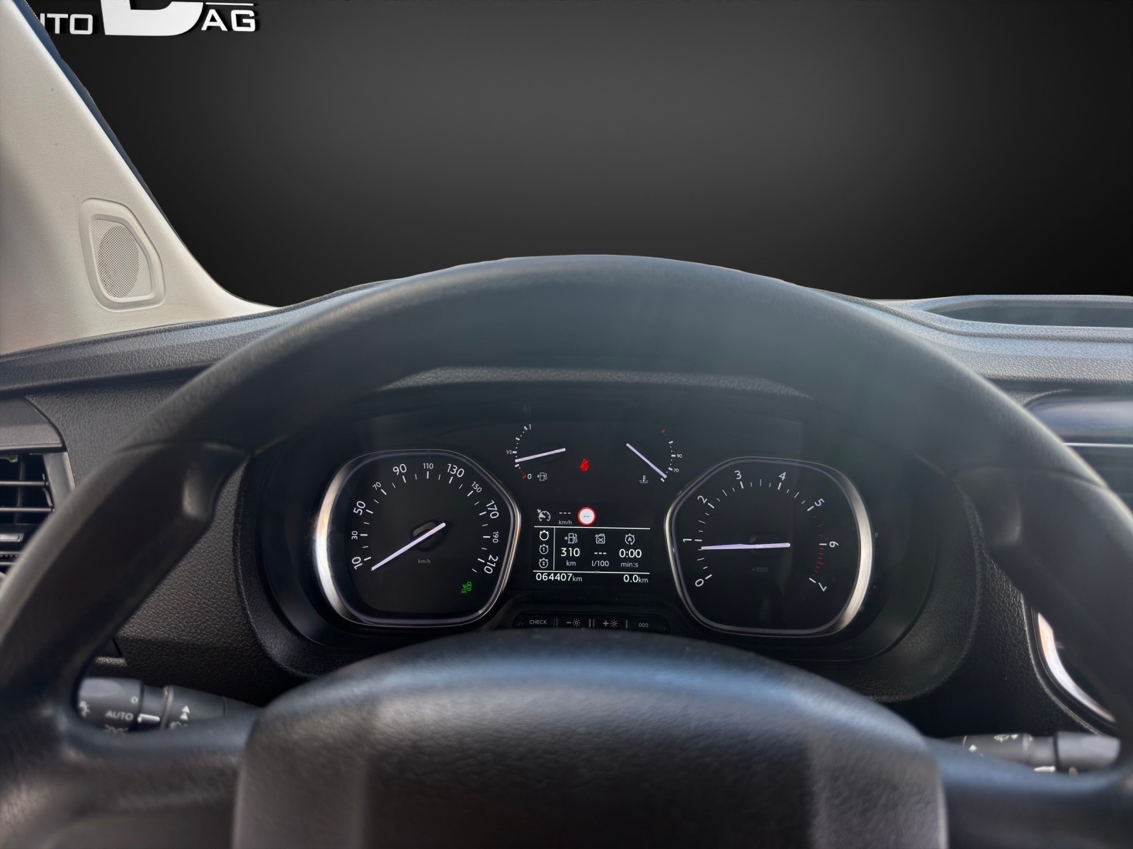 PEUGEOT Expert 2.0 BlueHDi 150 S&S Premium Standard mit 150 PS * 3-Plätzer *-image-12
