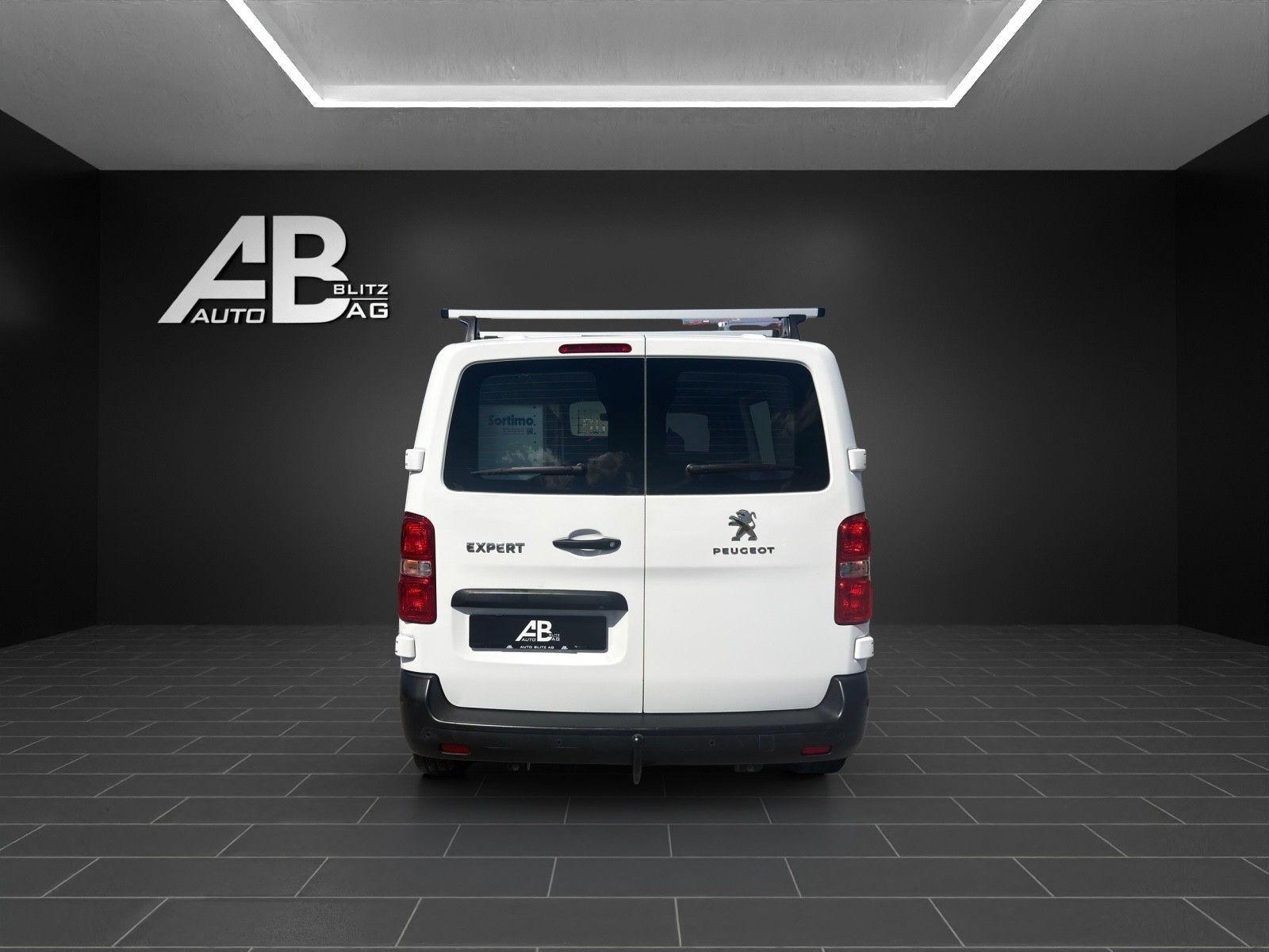 PEUGEOT Expert 2.0 BlueHDi 150 S&S Premium Standard mit 150 PS * 3-Plätzer *-image-3