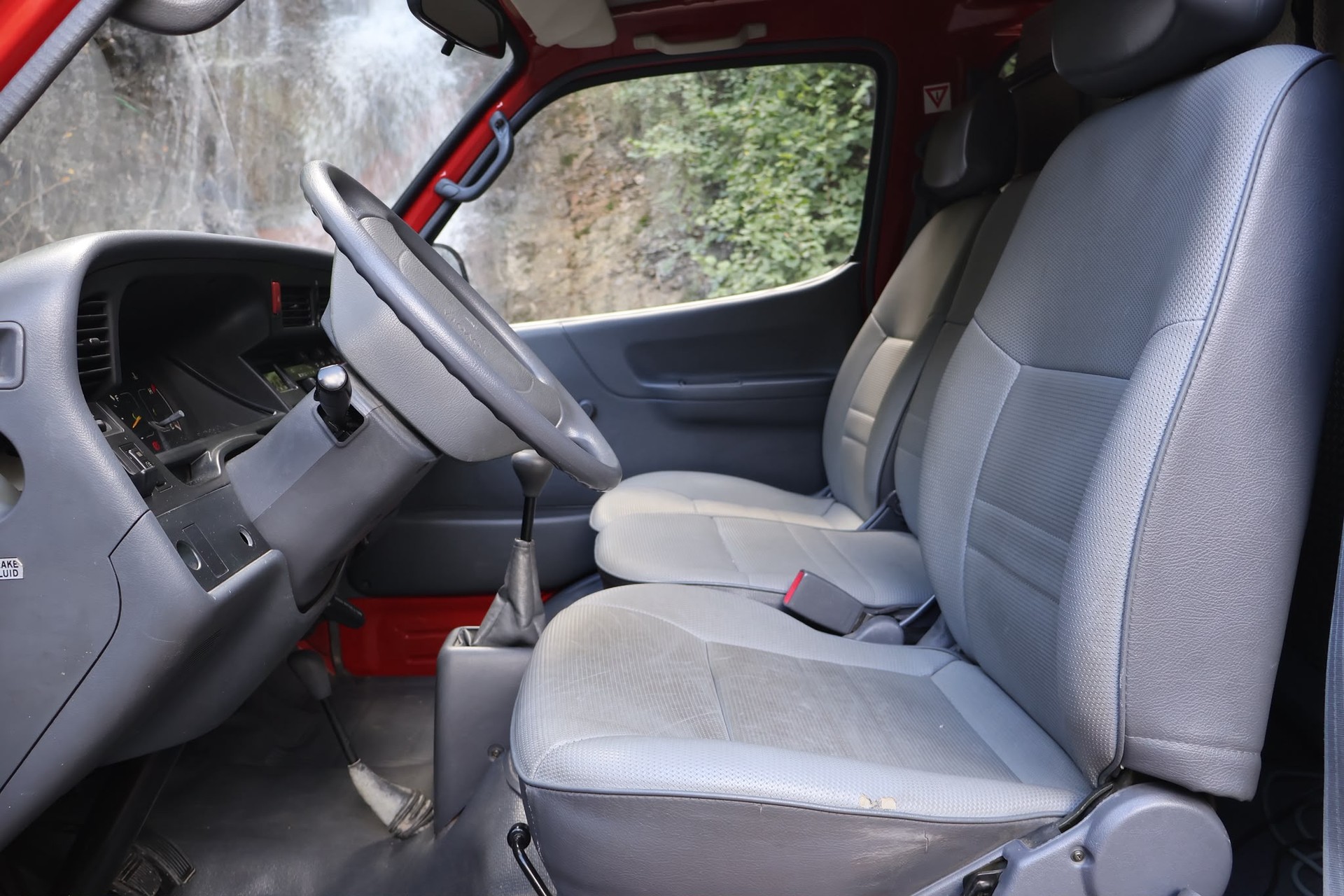 TOYOTA Hiace 2.4 EFI 4x4-image-10