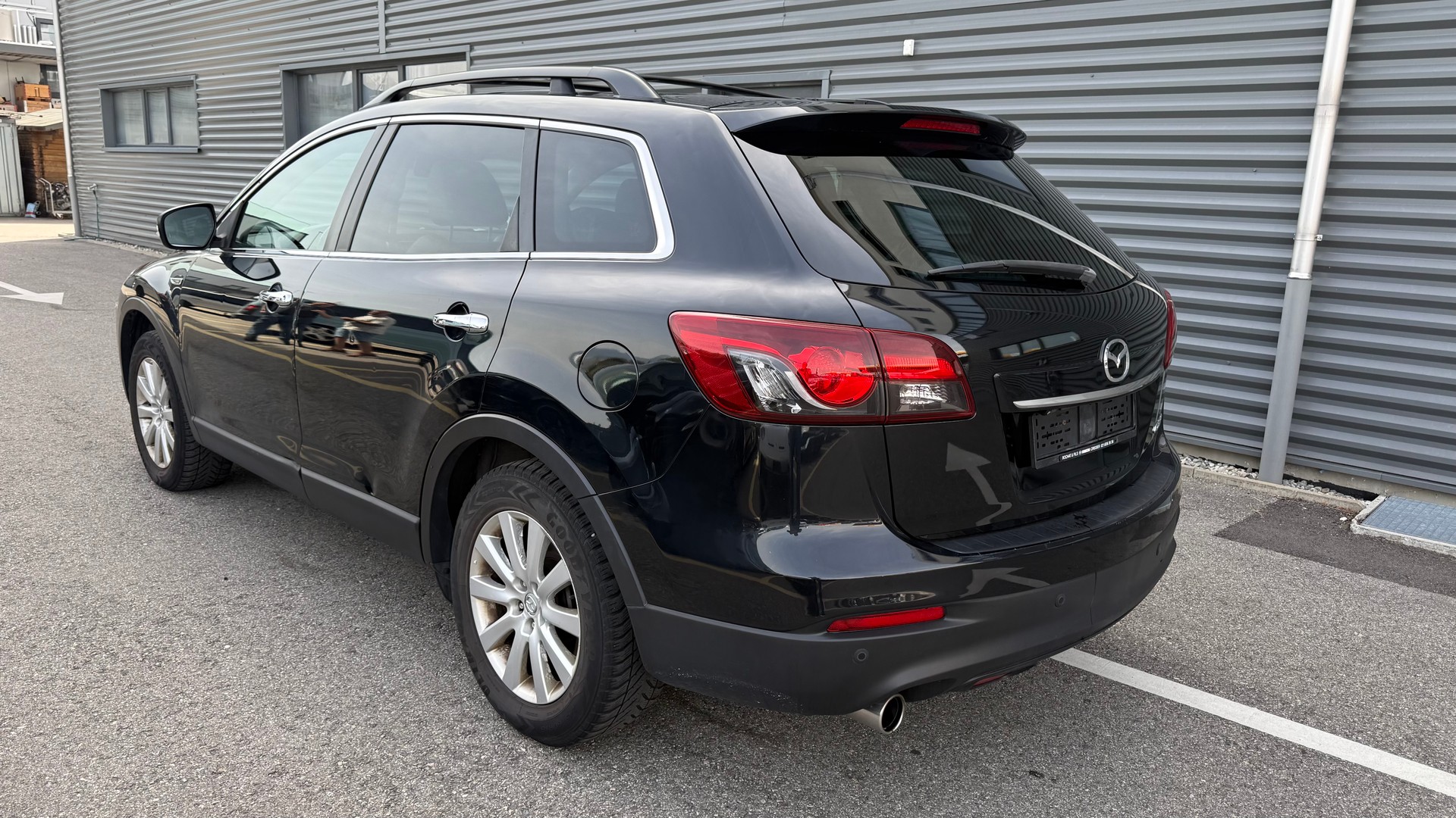 MAZDA CX-9 3.7 V6 Revolution Automatic-image-3