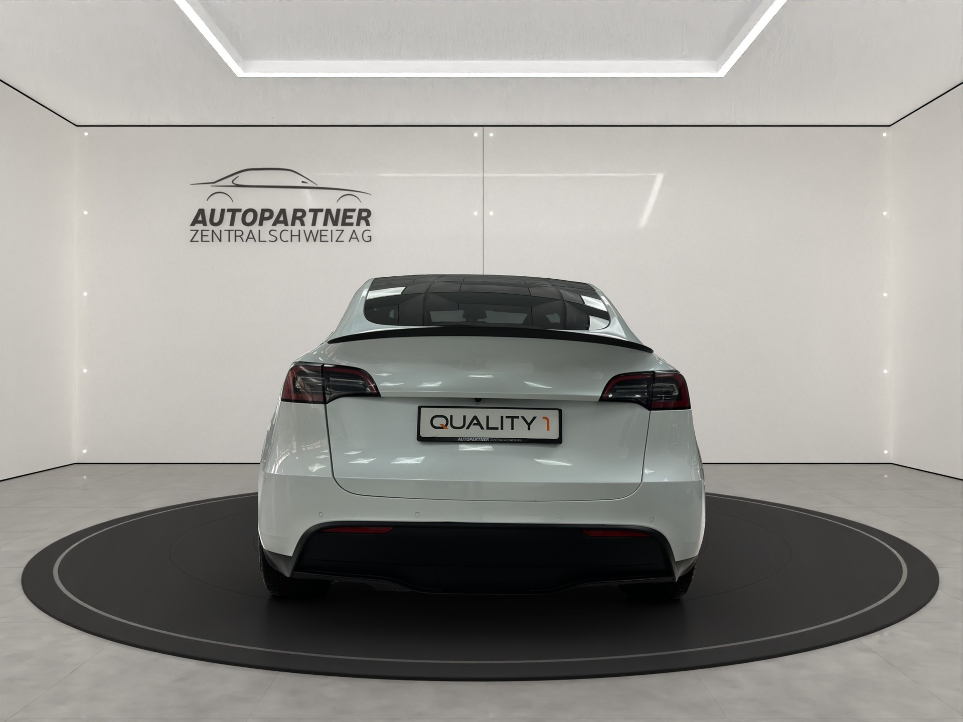TESLA Model Y Performance-image-4