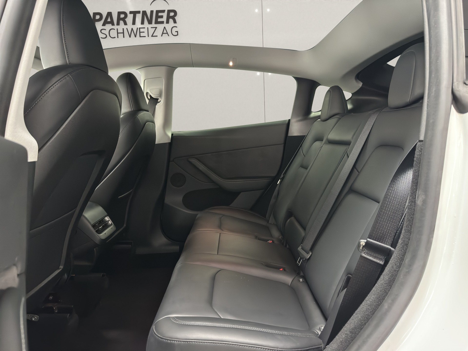 TESLA Model Y Performance-image-6