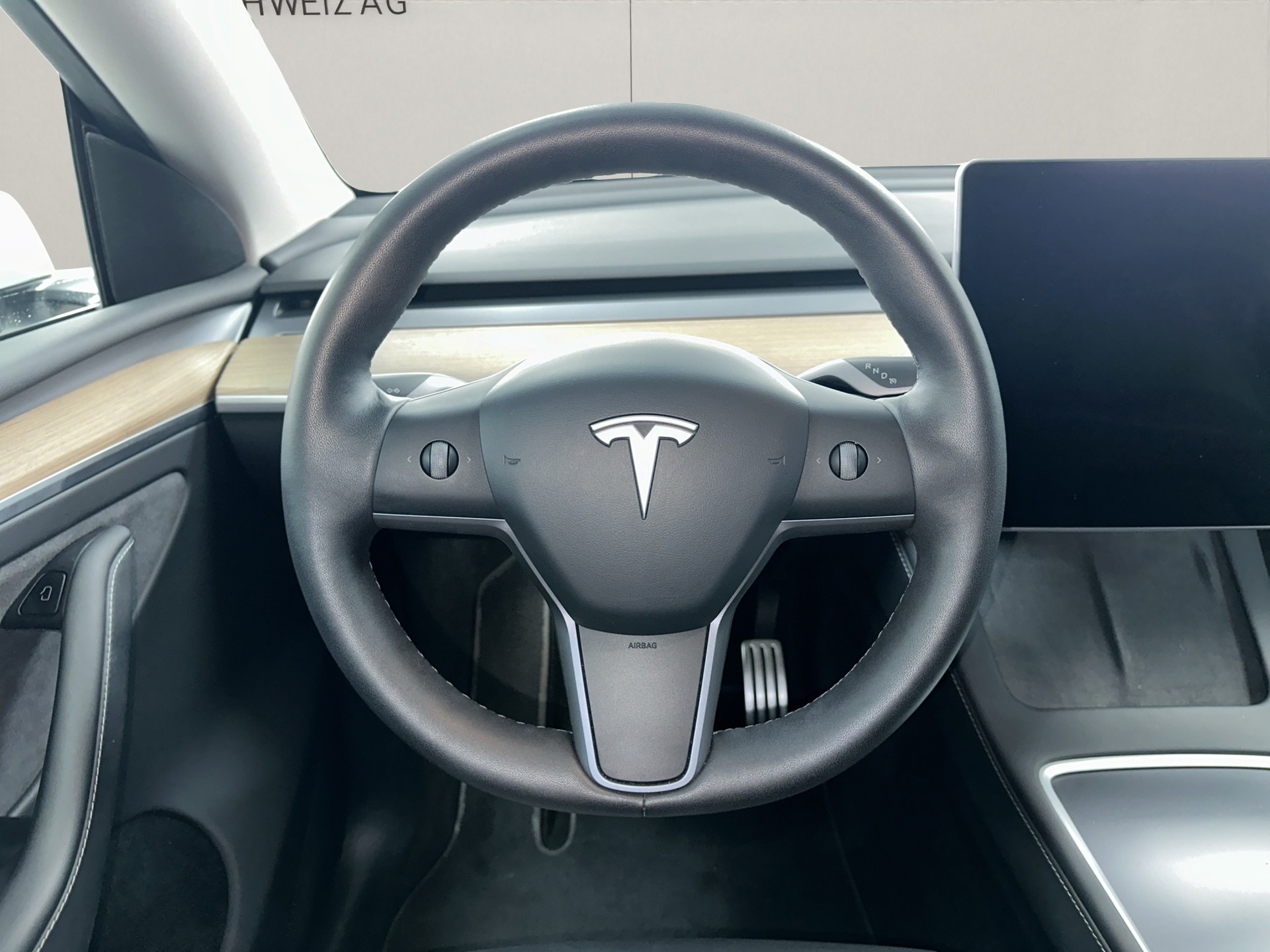 TESLA Model Y Performance-image-9