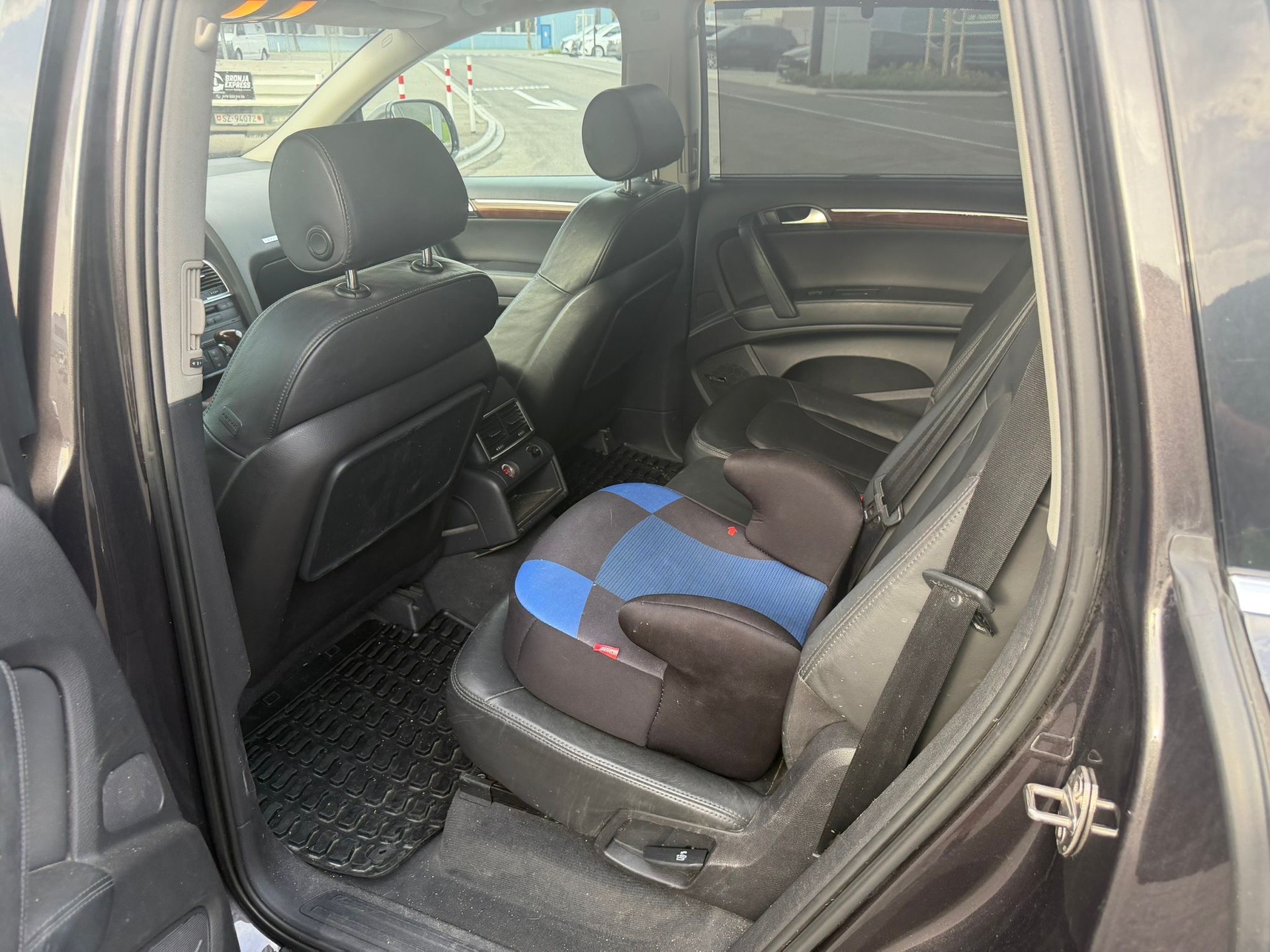 AUDI Q7 3.0 TDI quattro tiptronic-image-4