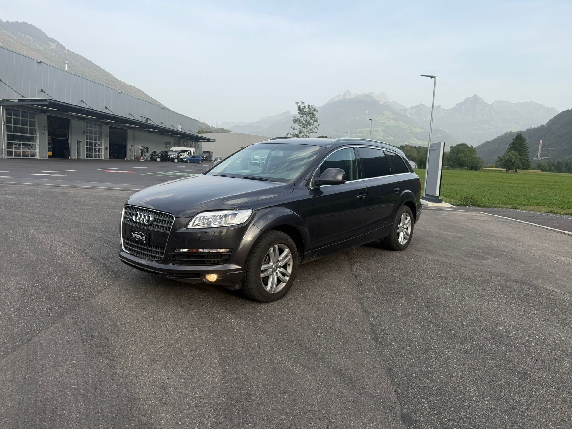 AUDI Q7 3.0 TDI quattro tiptronic-image-0