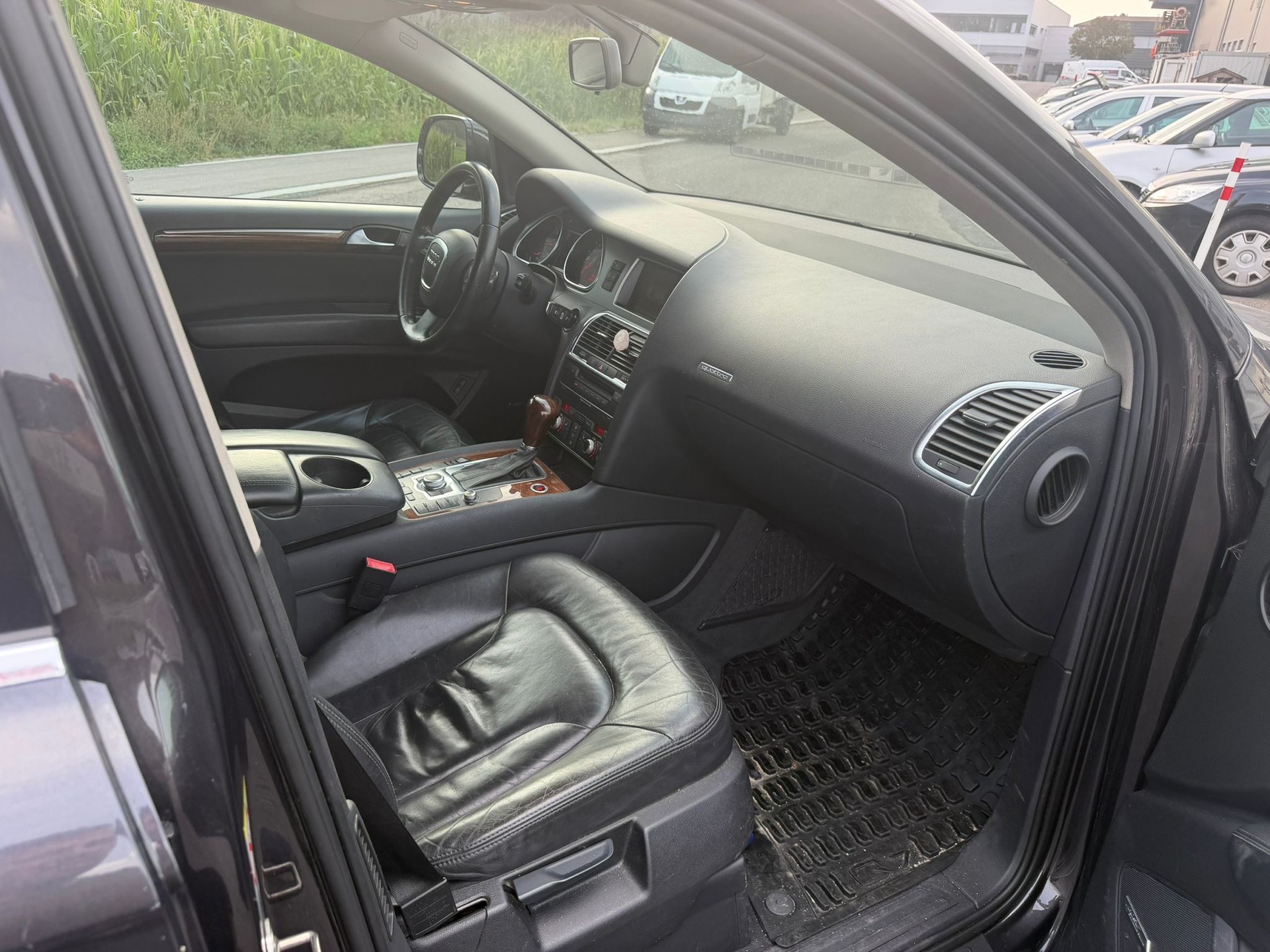 AUDI Q7 3.0 TDI quattro tiptronic-image-5