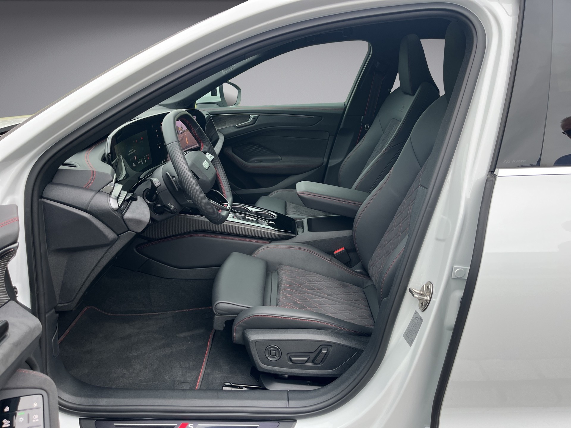 AUDI A6 Avant TFSI quattro 270 kW S tronic*Luftfederung, Allradlenkung, Optikpaket-schwarz, Panodach, 21"Alu, (5-Jahre Garantie)-image-9
