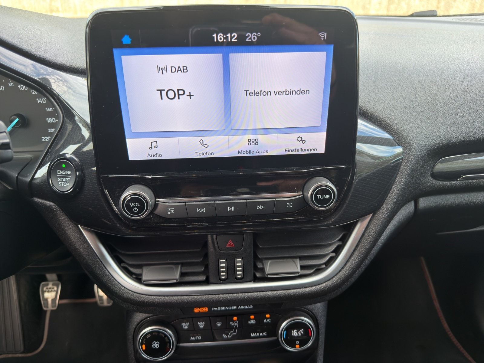 FORD Fiesta 1.0 EcoB 140 ST-Line-image-12