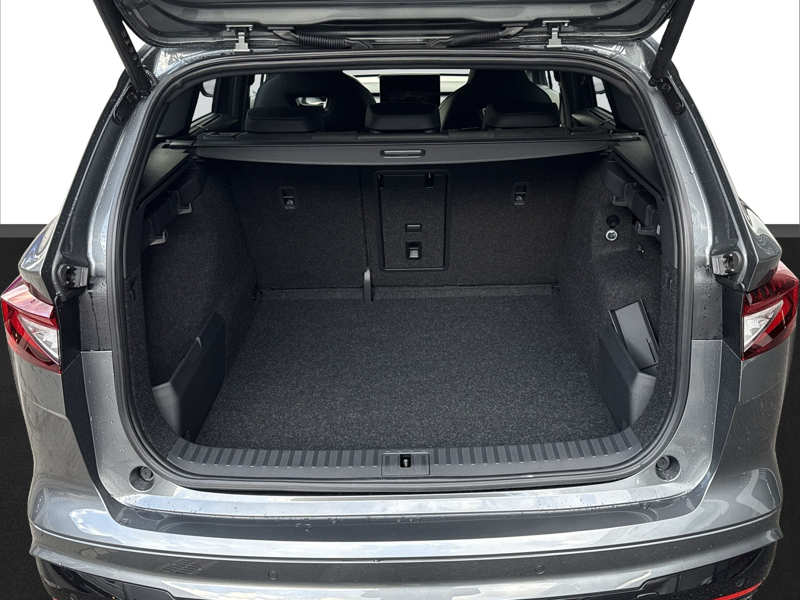 SKODA Enyaq 85x Sportline 4x4-image-18