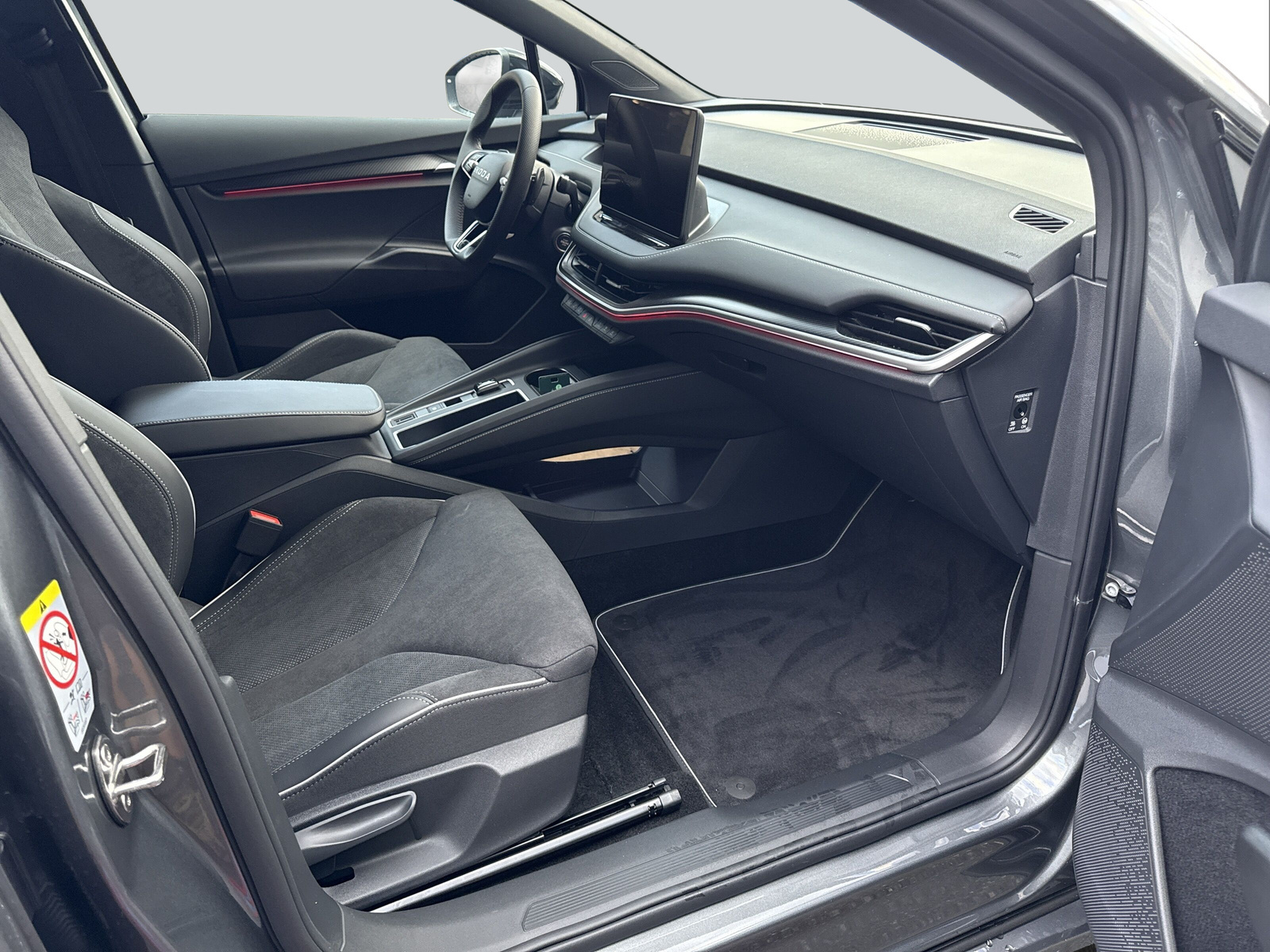 SKODA Enyaq 85x Sportline 4x4-image-11