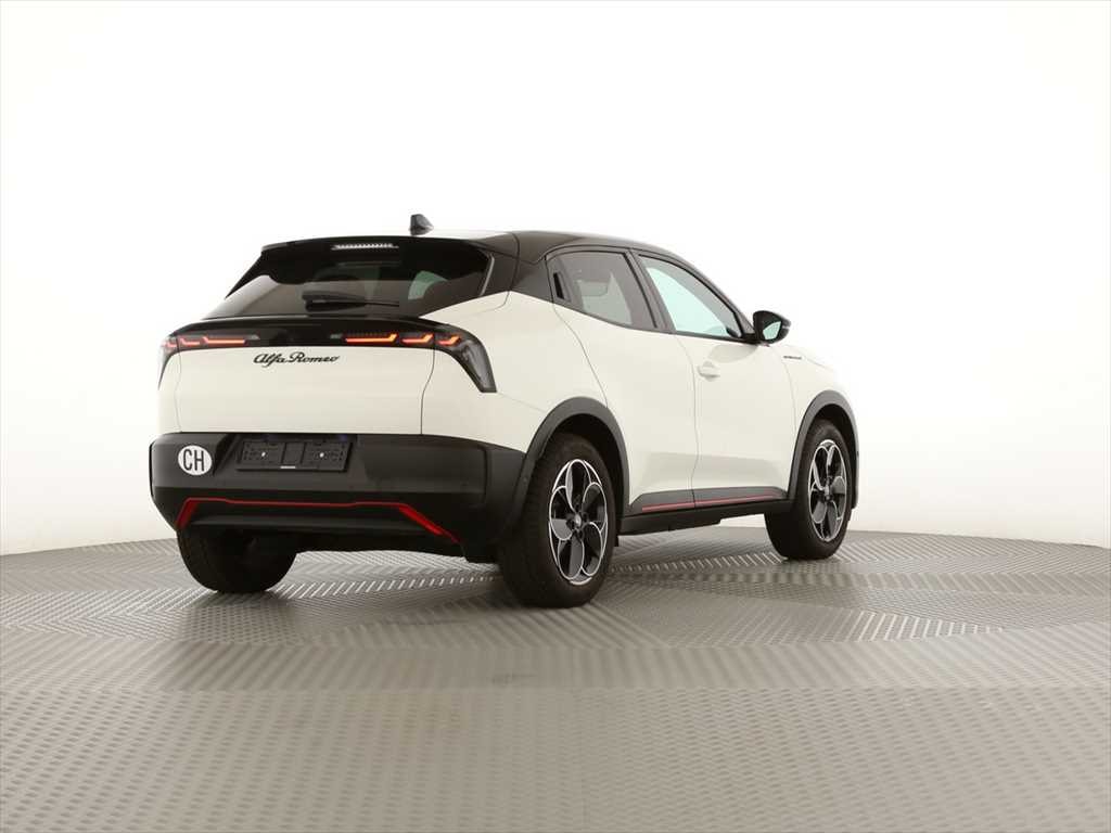 ALFA ROMEO Junior BEV 156 54kWh Speciale-image-1
