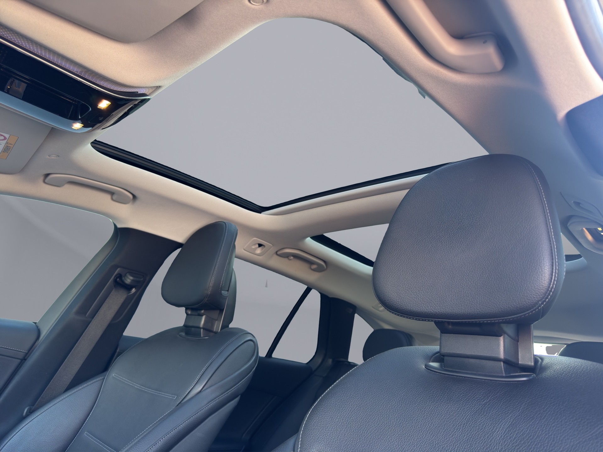 MERCEDES-BENZ C 220 d Avantgarde Kombi-image-10
