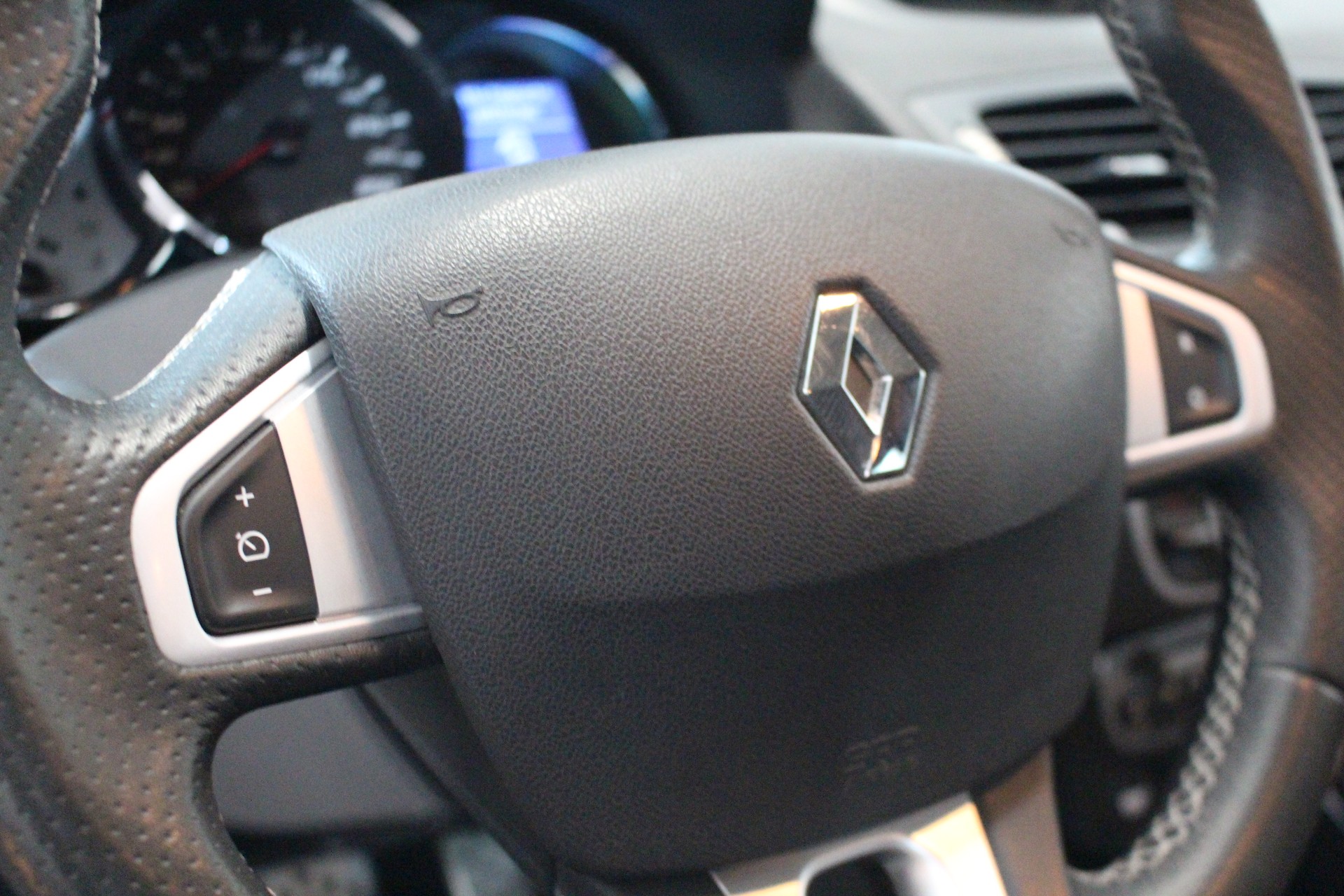 RENAULT Mégane Grandtour 2.0 dCi 160 GT-image-13